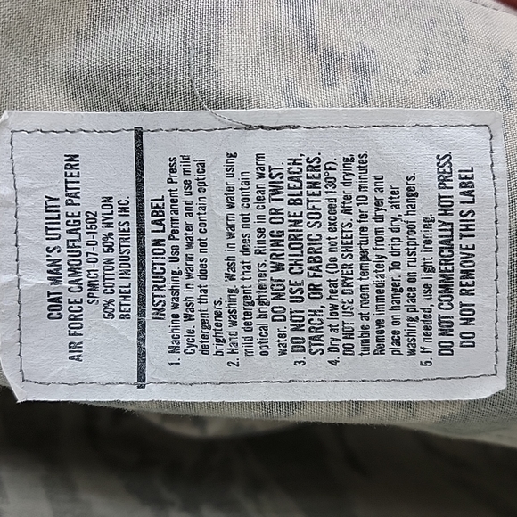 US Air Force Man's Utility Military Fatigues Camouflage Pattern Coat 32S - Picture 13 of 14